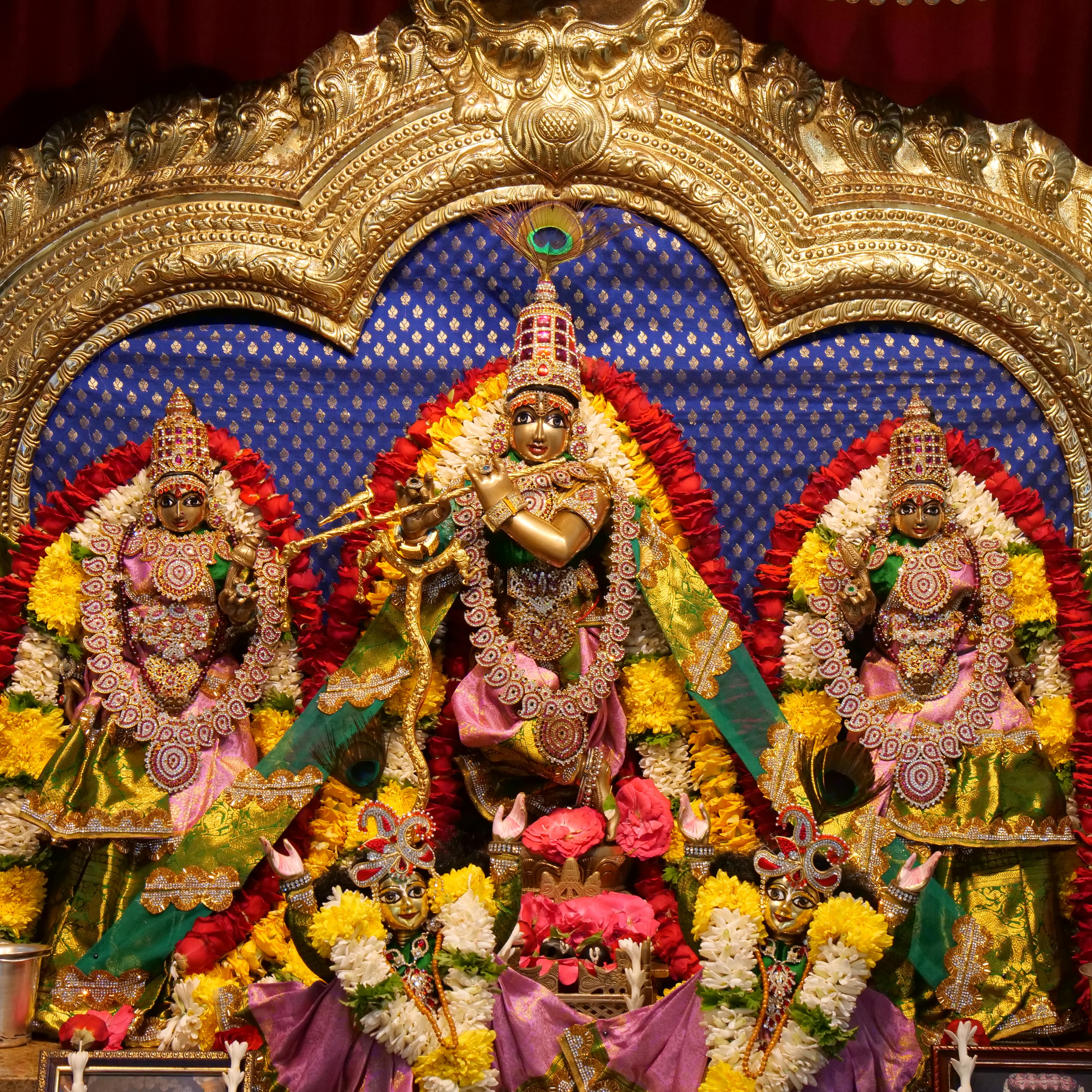 Sunday Retreat deities darshan