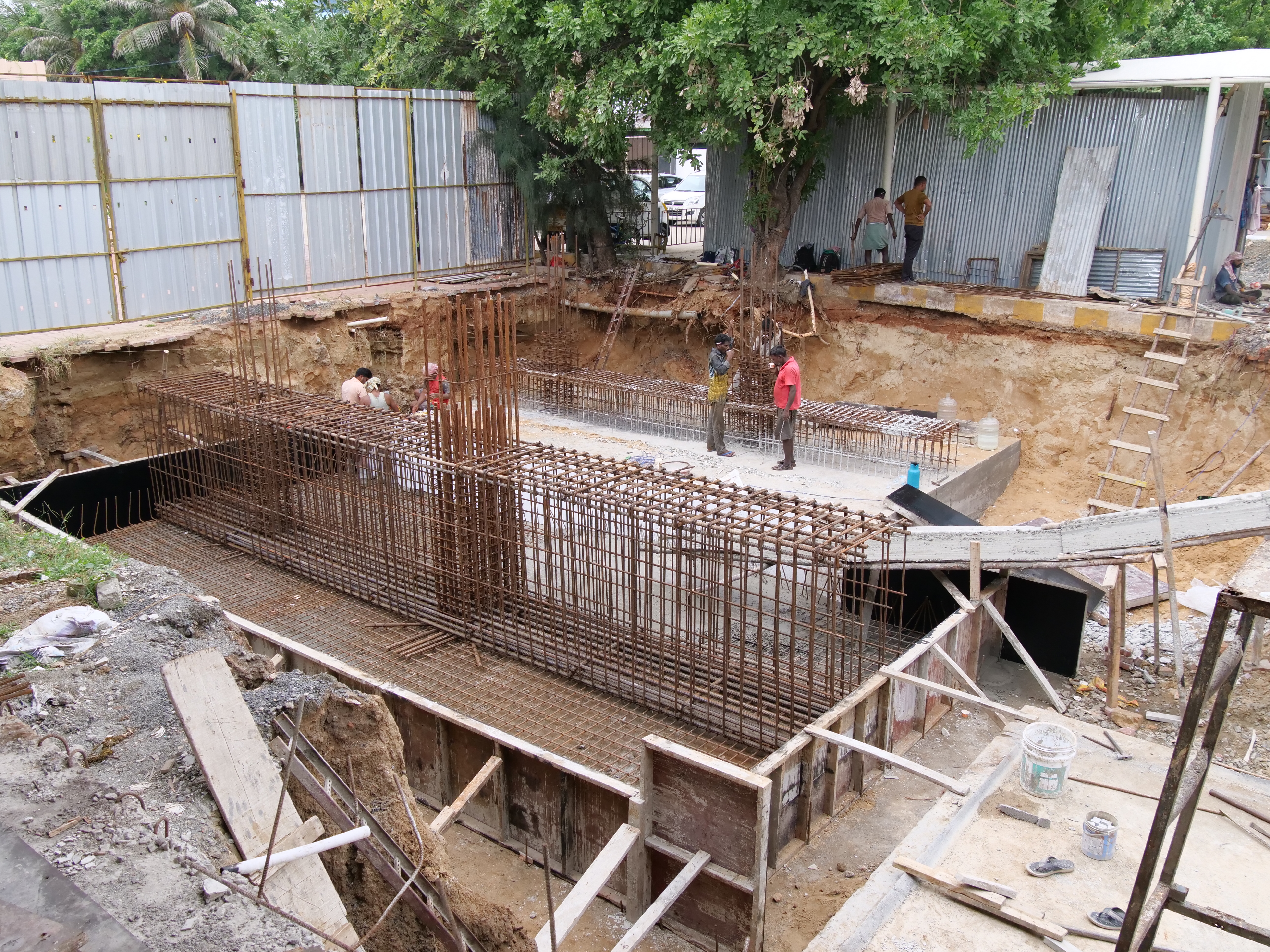 Construction Main